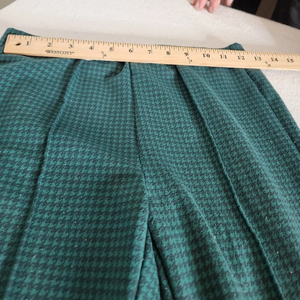 Cat & Jack Girl's Green & Black Pants